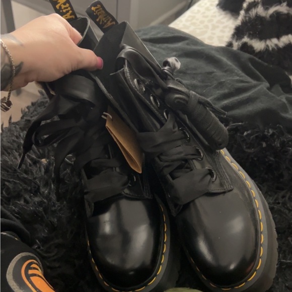 women dr. marten molly buttero boots - Picture 1 of 3